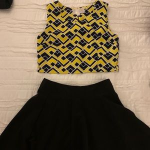 crop top with zipper in the back. size small